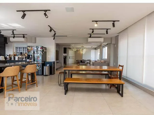 Apartamento com 240m² 2 quartos e 4 banheiros, à venda, no bairro Vila Gomes Cardim em São Paulo