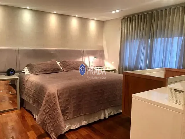 Apartamento com 278m² 4 quartos e 5 banheiros, à venda, no bairro Moema em São Paulo