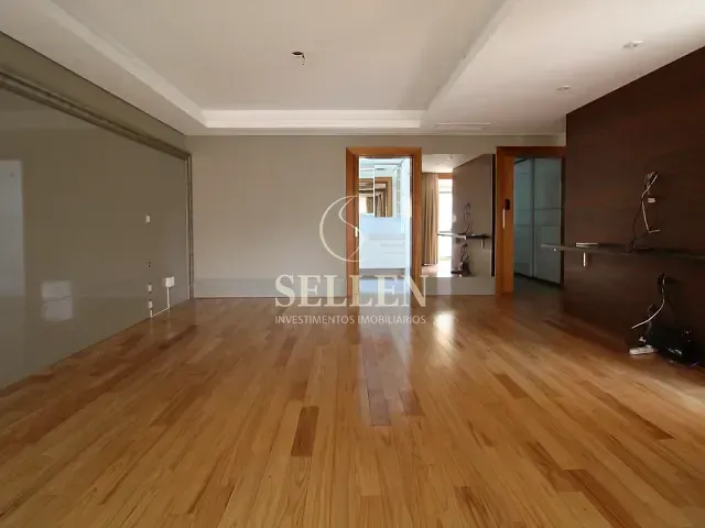 Apartamento 3 quartos e 3 banheiros, à venda, no bairro Moinhos de Vento em Porto Alegre
