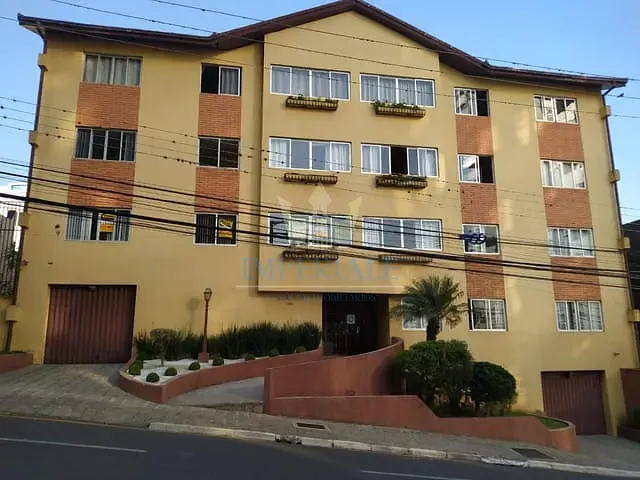 Apartamento com 112m² 3 quartos e 2 banheiros, à venda, no bairro Centro em Ponta Grossa