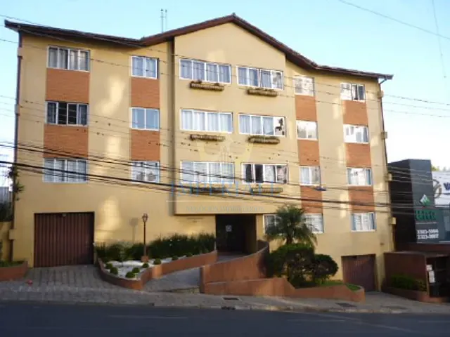 Apartamento com 112m² 3 quartos e 2 banheiros, à venda, no bairro Centro em Ponta Grossa