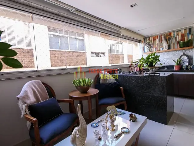 Apartamento com 180m² 4 quartos e 2 banheiros, à venda, no bairro Buritis em Belo Horizonte