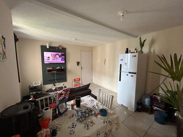 Apartamento 2 quartos e 1 banheiro, à venda, no bairro Areal em Pelotas