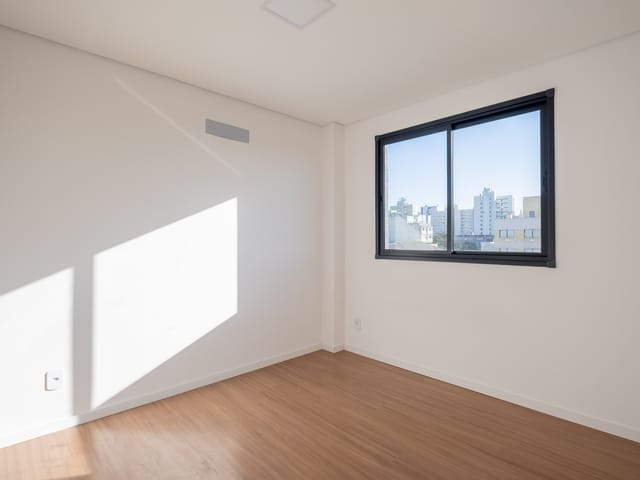Apartamento com 33m² 1 quarto e 1 banheiro, para alugar, no bairro Centro em Pelotas