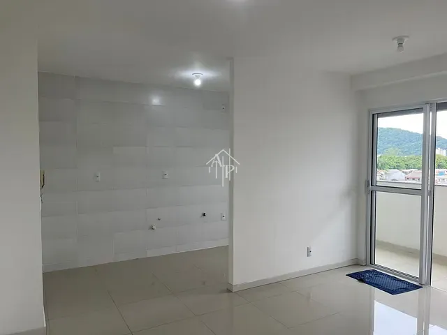 Apartamento 2 quartos e 1 banheiro, para alugar, no bairro Cidade Nova em Itajaí