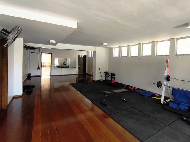Apartamento com 310m² 4 quartos e 2 banheiros, à venda, no bairro Centro em Governador Valadares