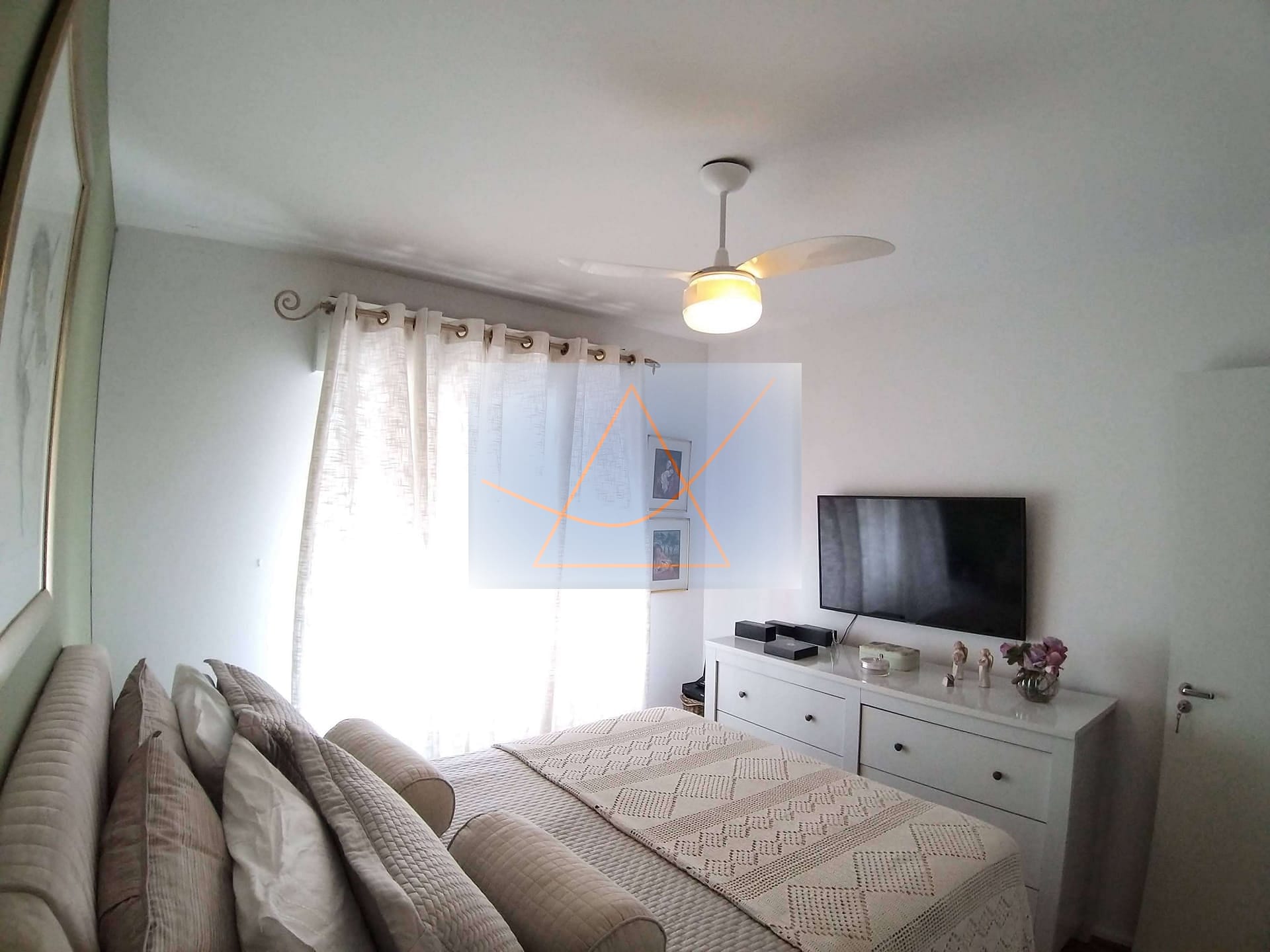 Apartamento à venda com 2 quartos, 77m² - Foto 12