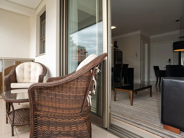 Apartamento 2 quartos e 3 banheiros, à venda, no bairro Centro em Florianópolis