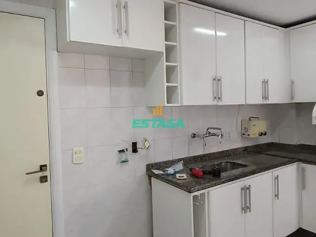 Apartamento 1 quarto e 2 banheiros, à venda, no bairro Grajaú em Rio de Janeiro