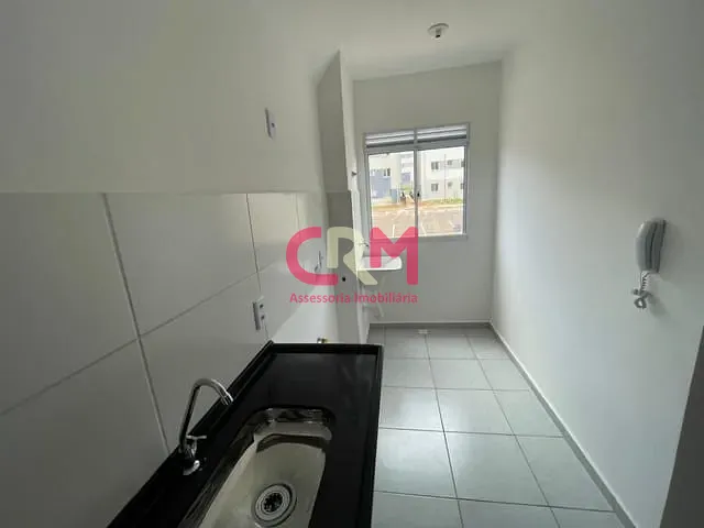 Apartamento com 43m² 2 quartos e 1 banheiro, para alugar, no bairro Jardim Martinelli em Taquaritinga
