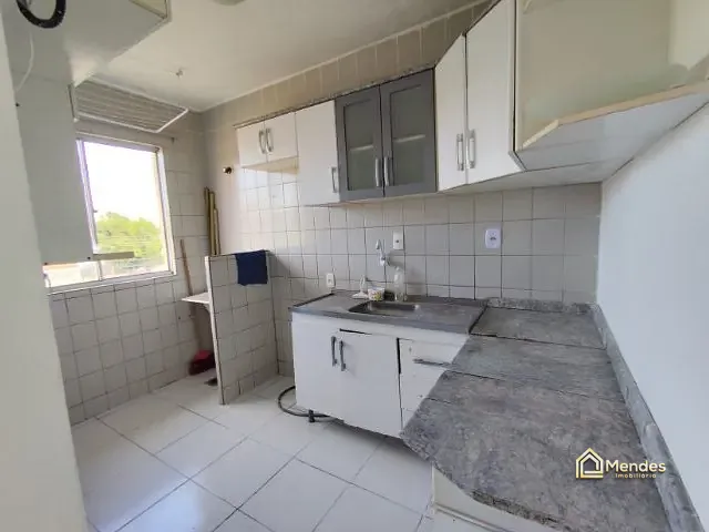 Apartamento com 49m² 2 quartos e 1 banheiro, à venda, no bairro Sítio Cercado em Curitiba
