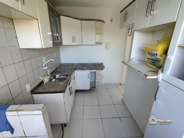 Apartamento com 49m² 2 quartos e 1 banheiro, à venda, no bairro Sítio Cercado em Curitiba