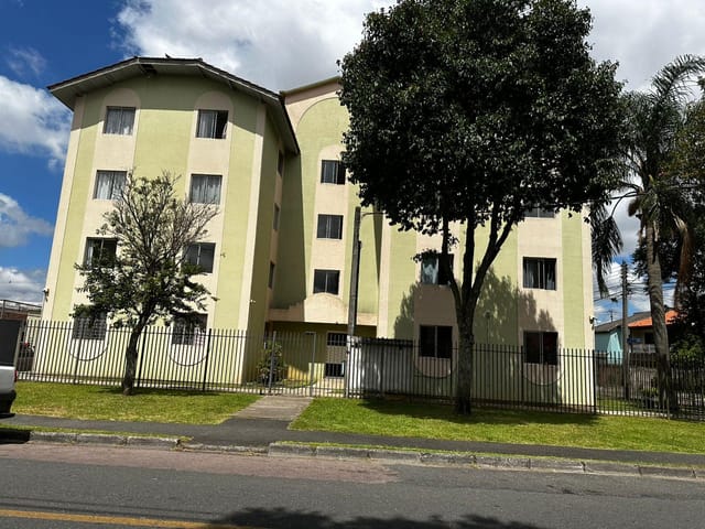 Apartamento 2 quartos e 1 banheiro, à venda, no bairro Sítio Cercado em Curitiba
