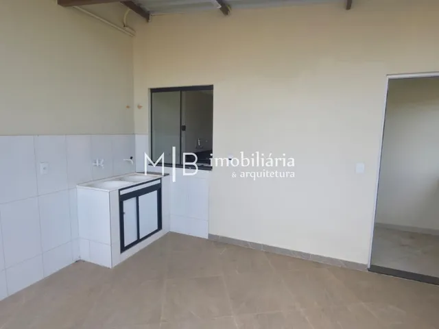 Apartamento 2 quartos e 1 banheiro, para alugar, no bairro ANTÔNIO PROCACI em SANTANA DE CATAGUASES
