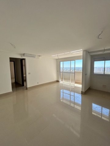 Apartamento com 64m² 2 quartos e 2 banheiros, à venda, no bairro Village Veneza em Goiânia