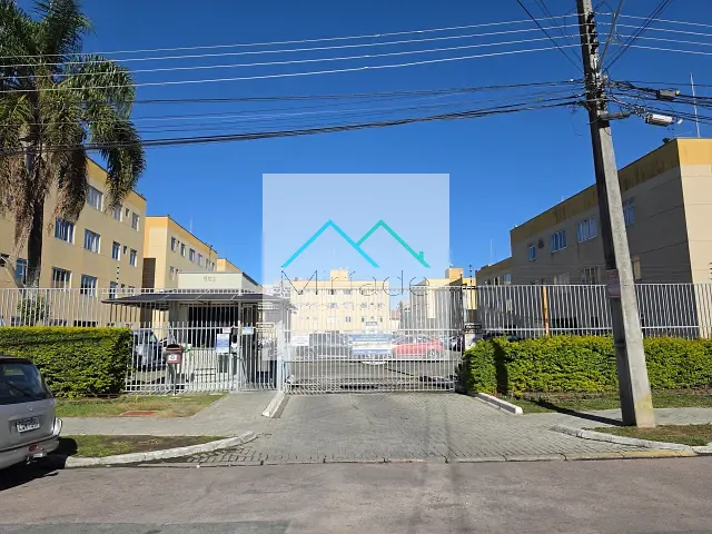 Apartamento com 79m² 3 quartos e 1 banheiro, à venda, no bairro Fanny em Curitiba