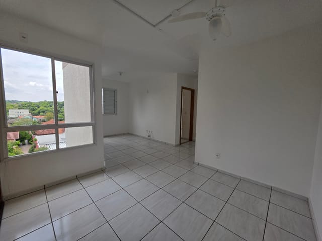 Ótimo apartamento no Residencial Serrano á venda