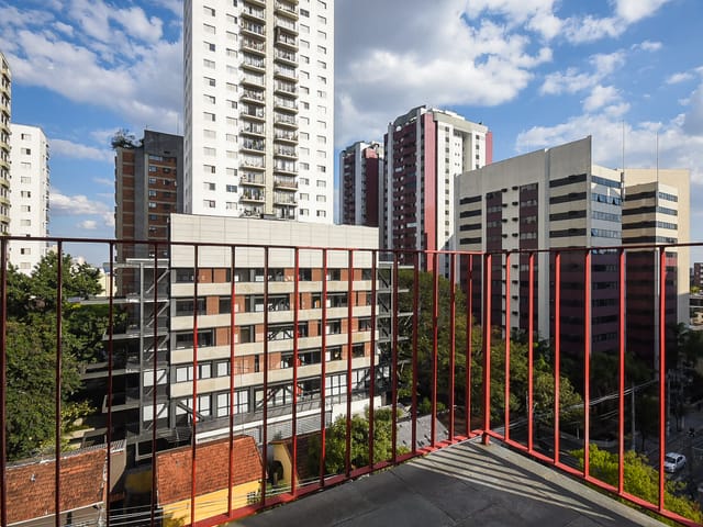 Foto do Apartamento - Apartamento de 84 m2, 2 quartos + 1 reversível, varanda, 1 vaga na garagem, à venda, na Vila Madalena, São Paulo, SP | Pecoraro Imóveis