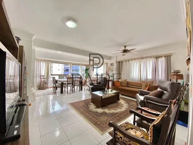 Apartamento com 200m² 3 quartos e 2 banheiros, à venda, no bairro Centro em Capão da Canoa