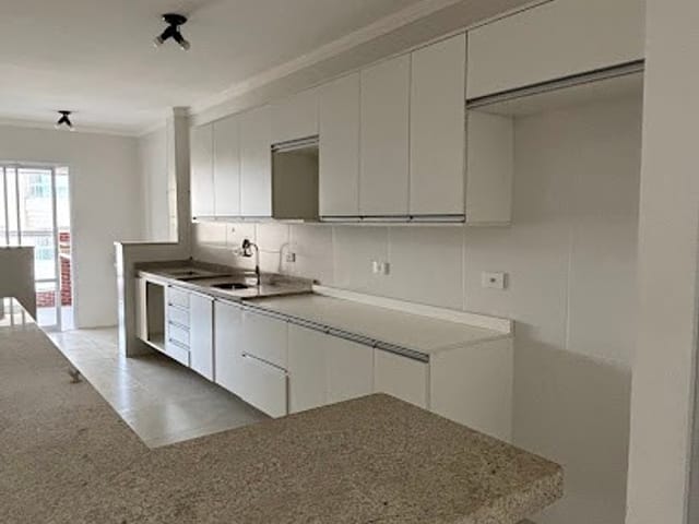 Apartamento 3 quartos e 3 banheiros, à venda, no bairro Canto do Forte em Praia Grande