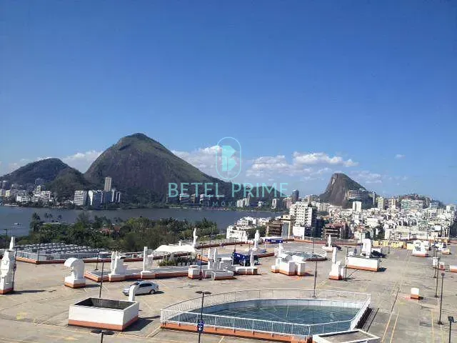 Apartamento com 84m² 2 quartos e 2 banheiros, para alugar, no bairro Leblon em Rio de Janeiro