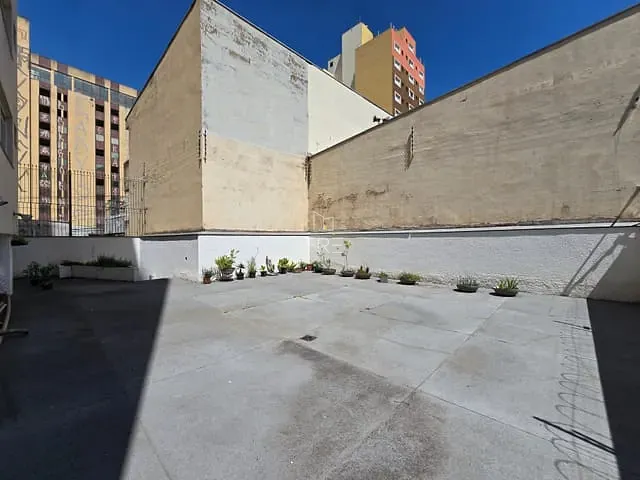 Apartamento com 212m² 3 quartos e 2 banheiros, à venda ou para alugar, no bairro Centro em Campinas