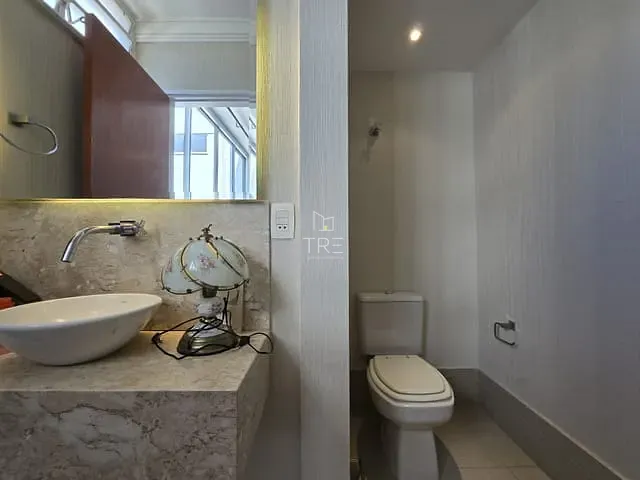 Apartamento com 212m² 3 quartos e 2 banheiros, à venda ou para alugar, no bairro Centro em Campinas