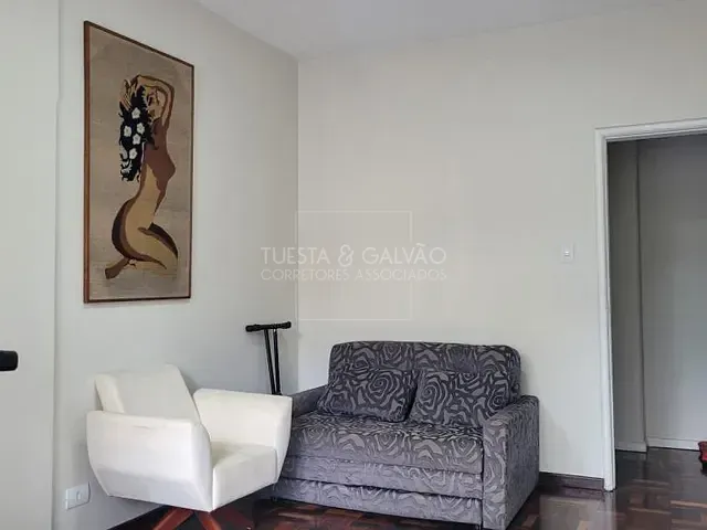Apartamento com 98m² 2 quartos e 1 banheiro, à venda, no bairro Centro em Curitiba