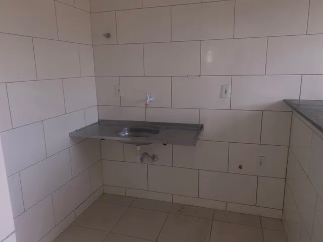 Apartamento 2 quartos e 1 banheiro, para alugar, no bairro Enseada das Gaivotas em Rio das Ostras