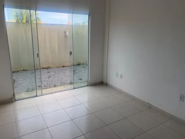 Apartamento 2 quartos e 1 banheiro, para alugar, no bairro Enseada das Gaivotas em Rio das Ostras