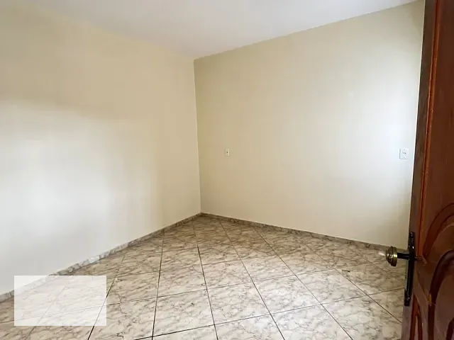 Apartamento 4 quartos e 2 banheiros, para alugar, no bairro Graminha em Santos Dumont