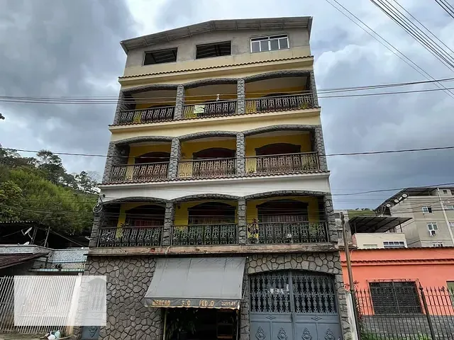 Apartamento 4 quartos e 2 banheiros, para alugar, no bairro Graminha em Santos Dumont