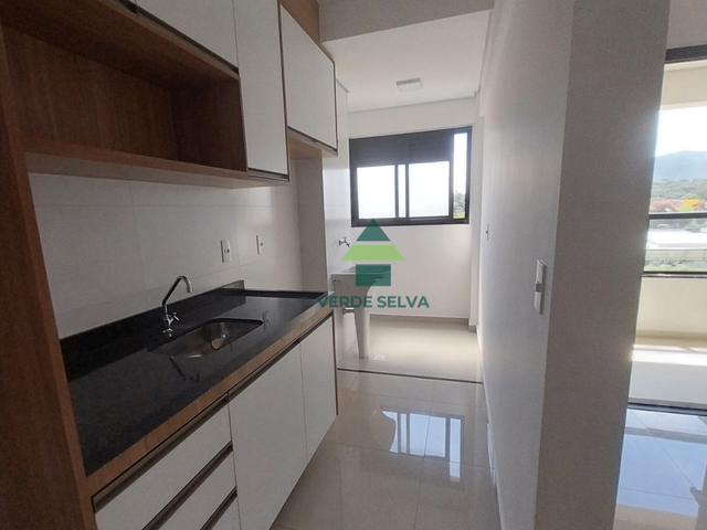 Apartamento com 87m² 2 quartos e 3 banheiros, para alugar, no bairro Atibaia Jardim em Atibaia