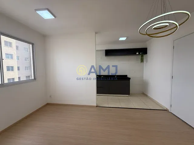 Apartamento 2 quartos e 1 banheiro, para alugar, no bairro Residencial Bethel em Goiânia
