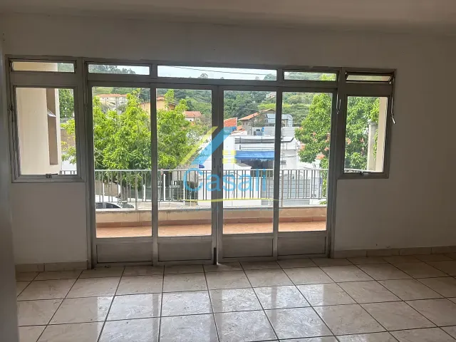 Apartamento 4 quartos e 2 banheiros, à venda ou para alugar, no bairro Vila Marques em São Roque