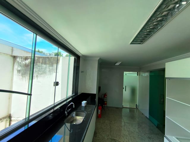 Apartamento com 168m² 3 quartos e 2 banheiros, à venda, no bairro Centro em Governador Valadares