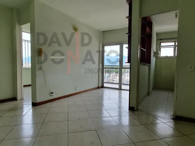 Apartamento 1 quarto e 1 banheiro, à venda, no bairro Tanque em Rio de Janeiro