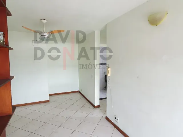 Apartamento 1 quarto e 1 banheiro, à venda, no bairro Tanque em Rio de Janeiro