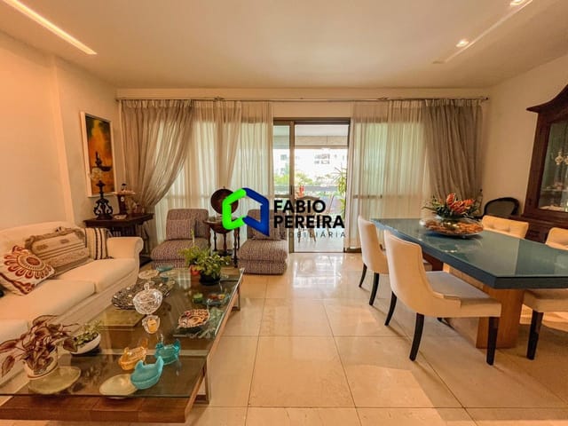 Lindo apartamento com varanda gourmet
