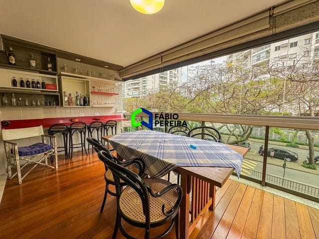 Lindo apartamento com varanda gourmet