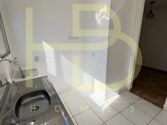 Apartamento 2 quartos e 1 banheiro, para alugar, no bairro Jardim Guadalajara em Sorocaba