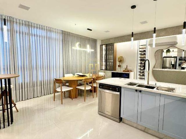 Apartamento com 174m² 3 quartos e 5 banheiros, à venda, no bairro Centro em Nova Mutum
