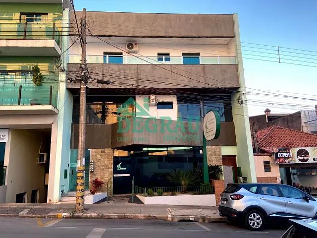 Apartamento 2 quartos e 1 banheiro, para alugar, no bairro Centro em Itapeva