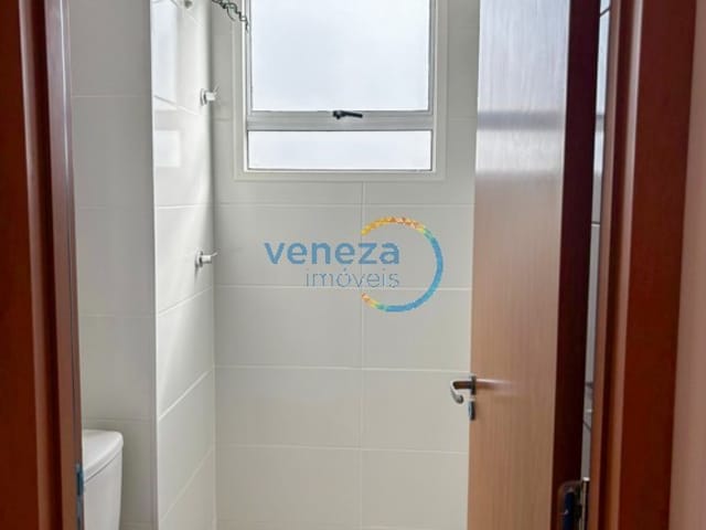 Apartamento com 60m² 2 quartos e 1 banheiro, à venda, no bairro Cidade Industrial 2 em Londrina