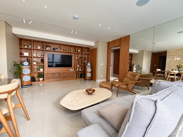 Apartamento 3 quartos e 5 banheiros, à venda, no bairro Park Sul em Brasília
