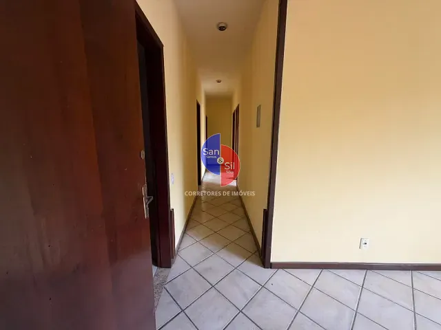 Apartamento 2 quartos e 1 banheiro, para alugar, no bairro Centro em Guapimirim
