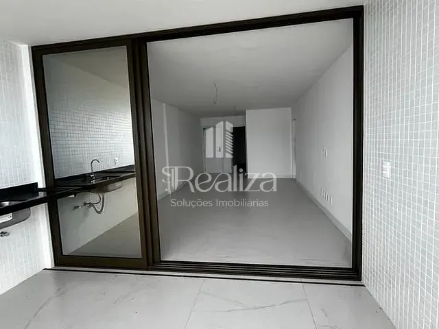 Apartamento com 132m² 3 quartos e 4 banheiros, à venda, no bairro Nossa Senhora da Vitória em Ilhéus