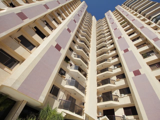 Apartamento com 428m² 4 quartos e 6 banheiros, à venda ou para alugar, no bairro Centro em São João da Boa Vista