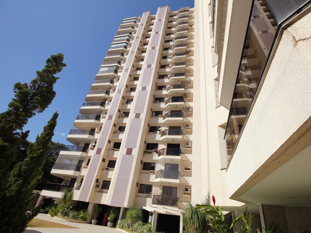 Apartamento com 428m² 4 quartos e 6 banheiros, à venda ou para alugar, no bairro Centro em São João da Boa Vista