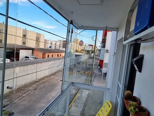 Apartamento 2 quartos e 1 banheiro, à venda, no bairro Areal em Pelotas